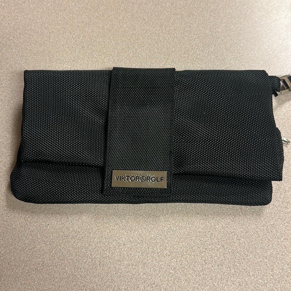 Viktor & Rolf Wristlet - Picture 5 of 8